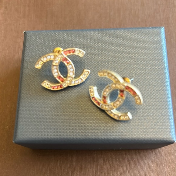 Authentic Chanel Earrings! Real diamonds and gemstones. - Picture 1 of 9